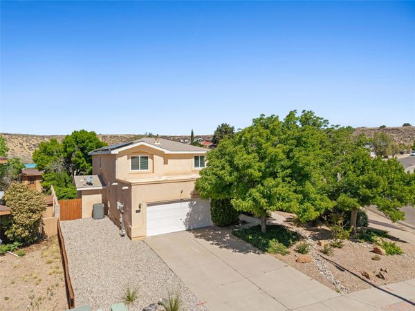 7455 Carson Trail NW, Albuquerque, NM 87120