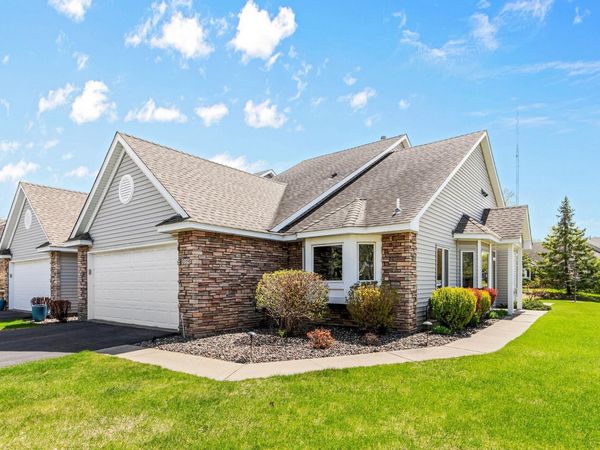 1039 Westcliff Curve , Shoreview, MN 55126