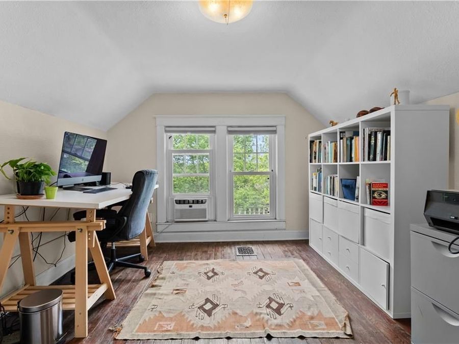 Property Image 43