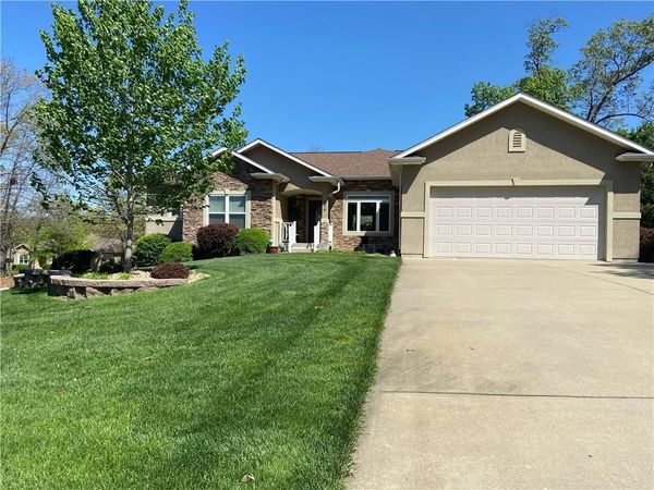 208 Eagle Avenue, Laurie, MO 65037