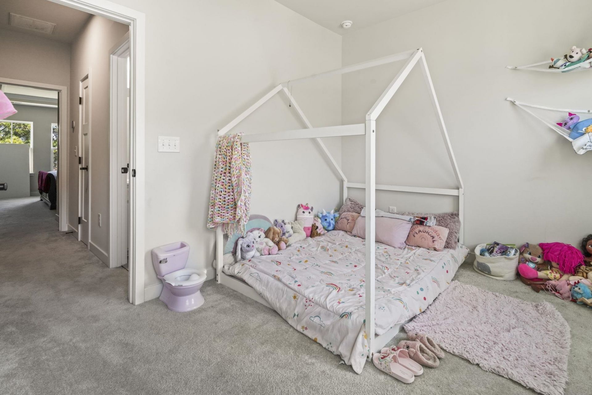 124 Galil Dr.  Photo 17