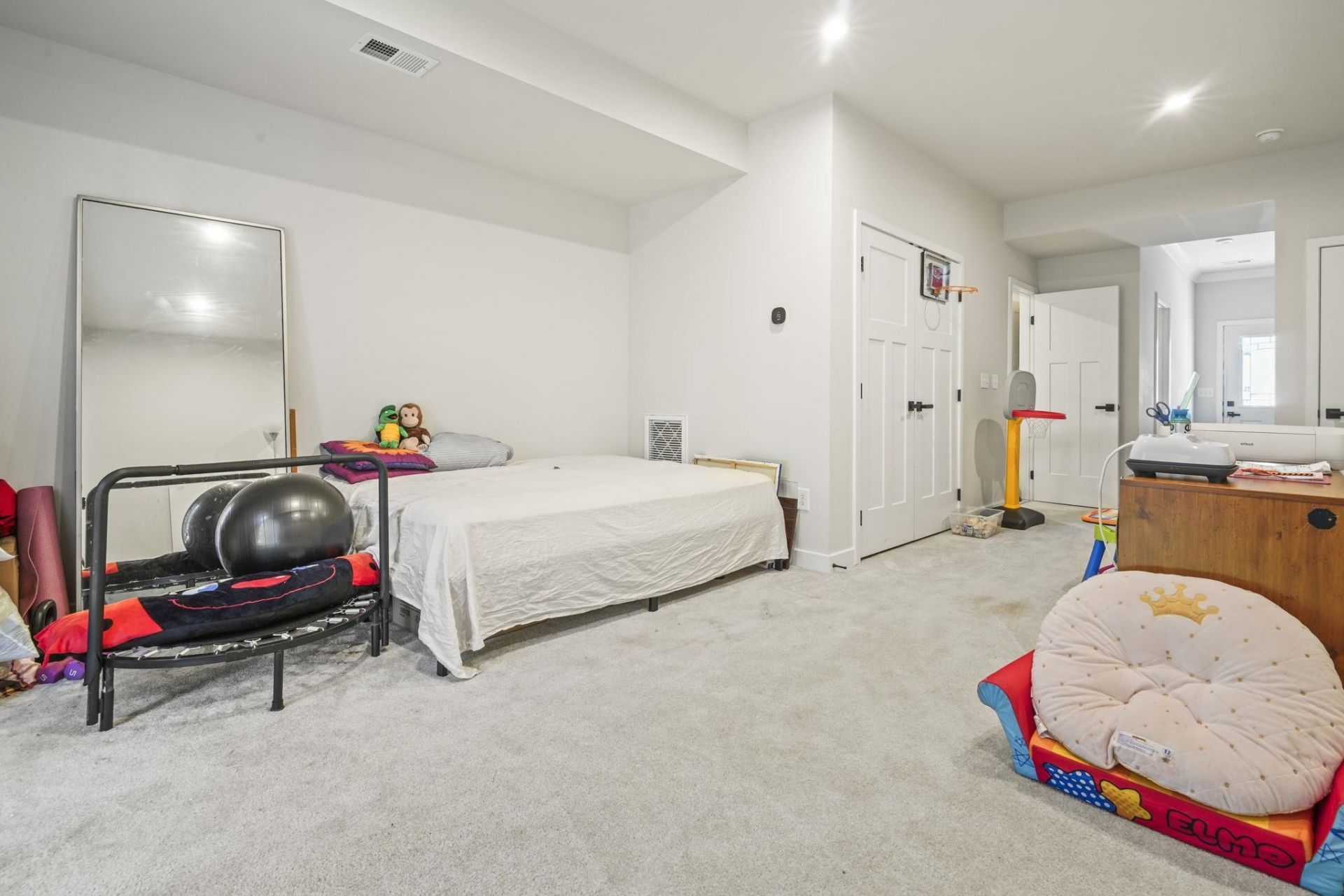 124 Galil Dr.  Photo 28