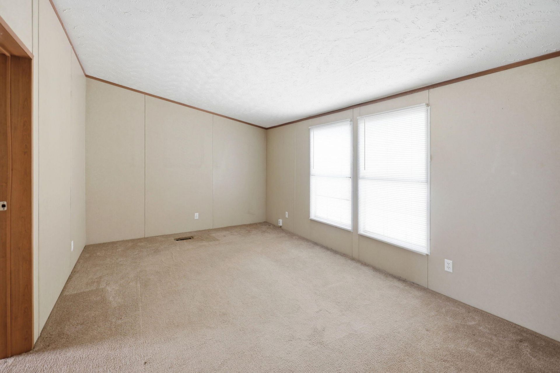 124 Roverbend Road Photo 22