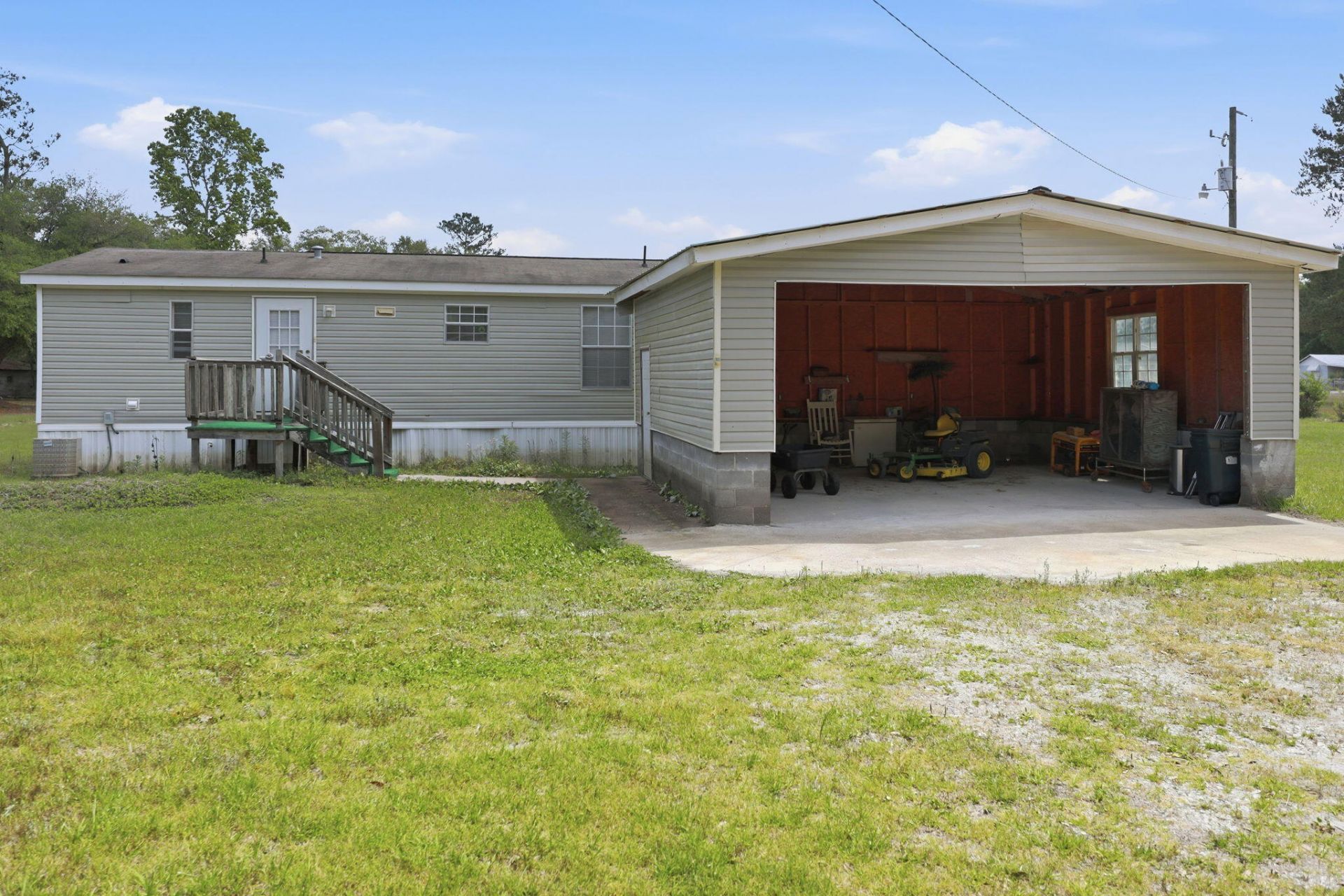 124 Roverbend Road Photo 31