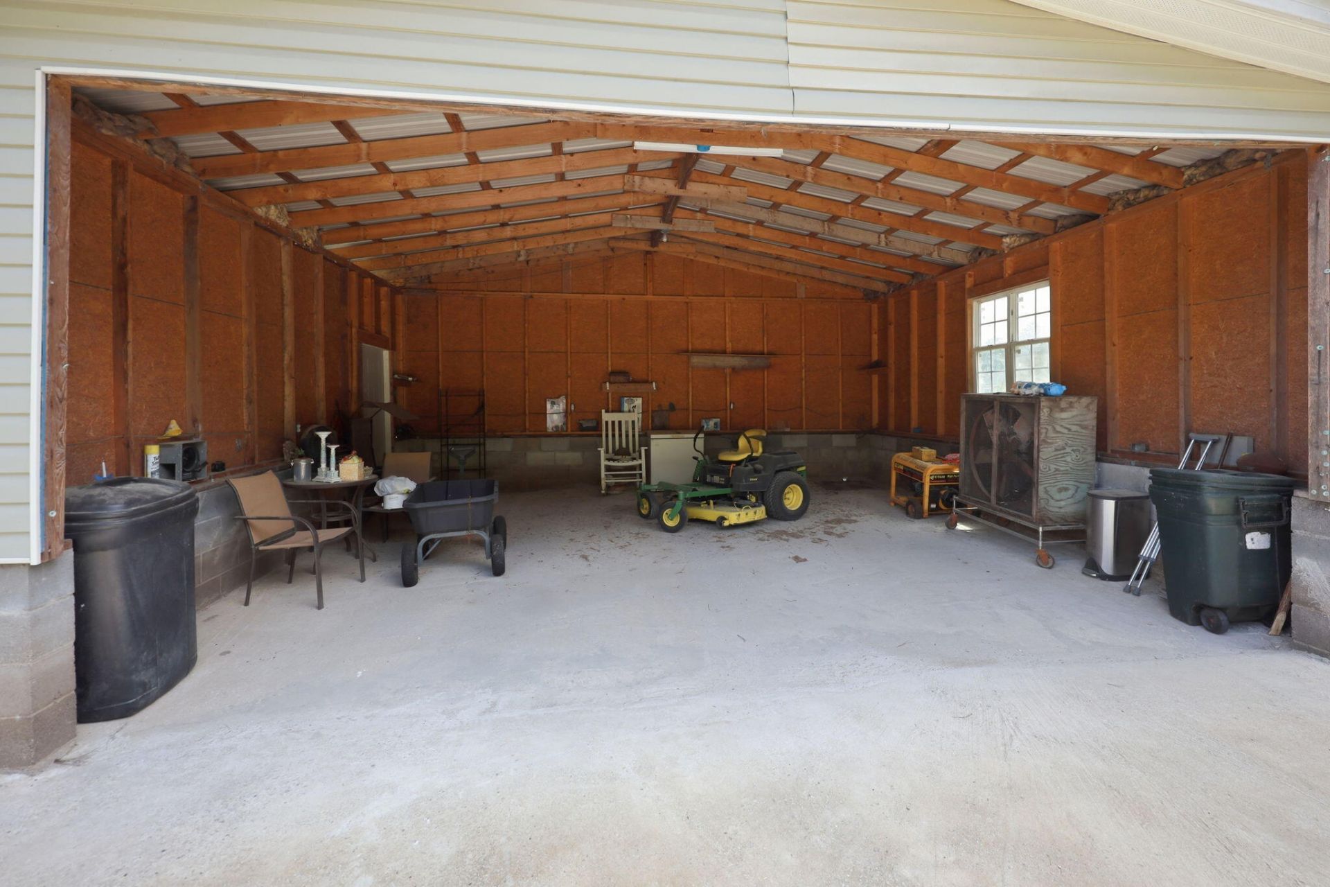 124 Roverbend Road Photo 32