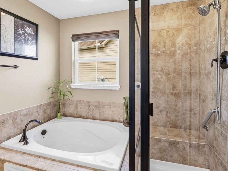6372 Tournament Drive, Westerville, OH 43082 Photo 20