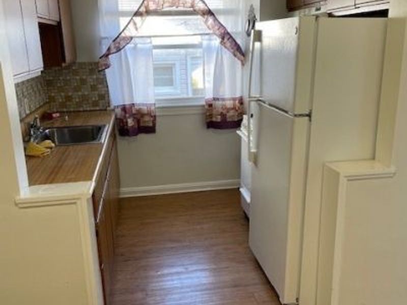 6118 Ridge Road , Parma, OH 44129 Photo 6