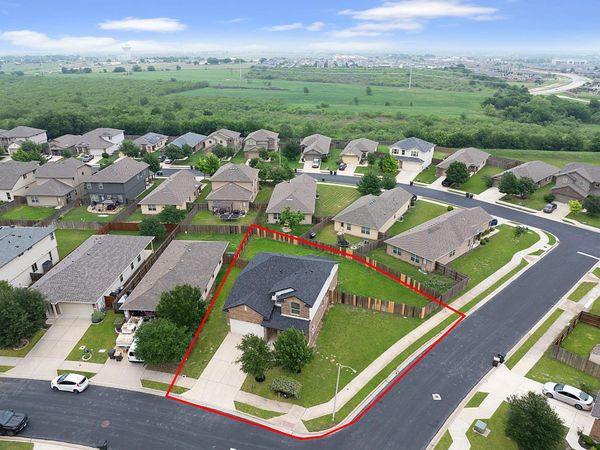 1000 Plateau TRL , Georgetown, TX 78626