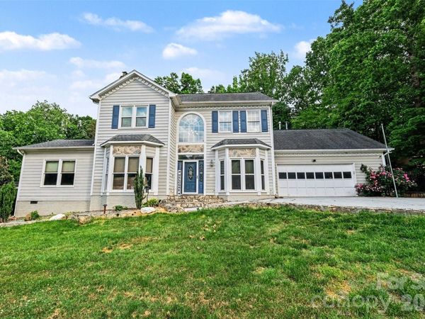 5010 Ardenwoods Drive, Charlotte, NC 28215