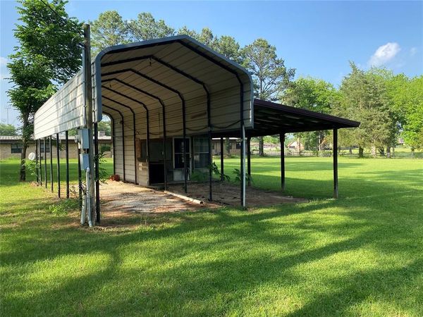 506 E Mosely Street, Valliant, OK 74764