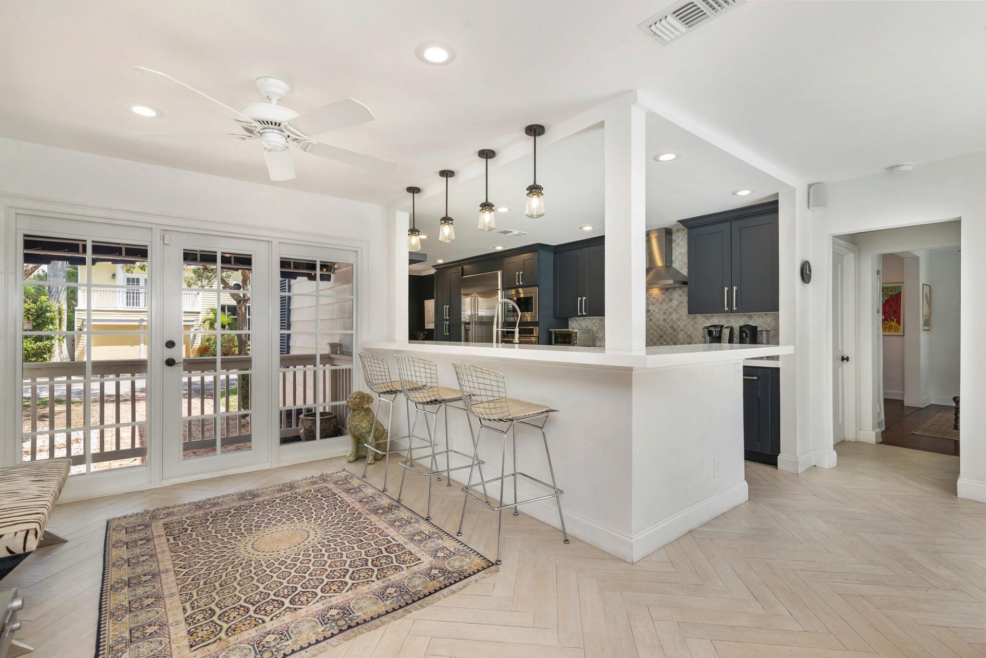 294 Queens Court, West Palm Beach, FL 33401 Photo