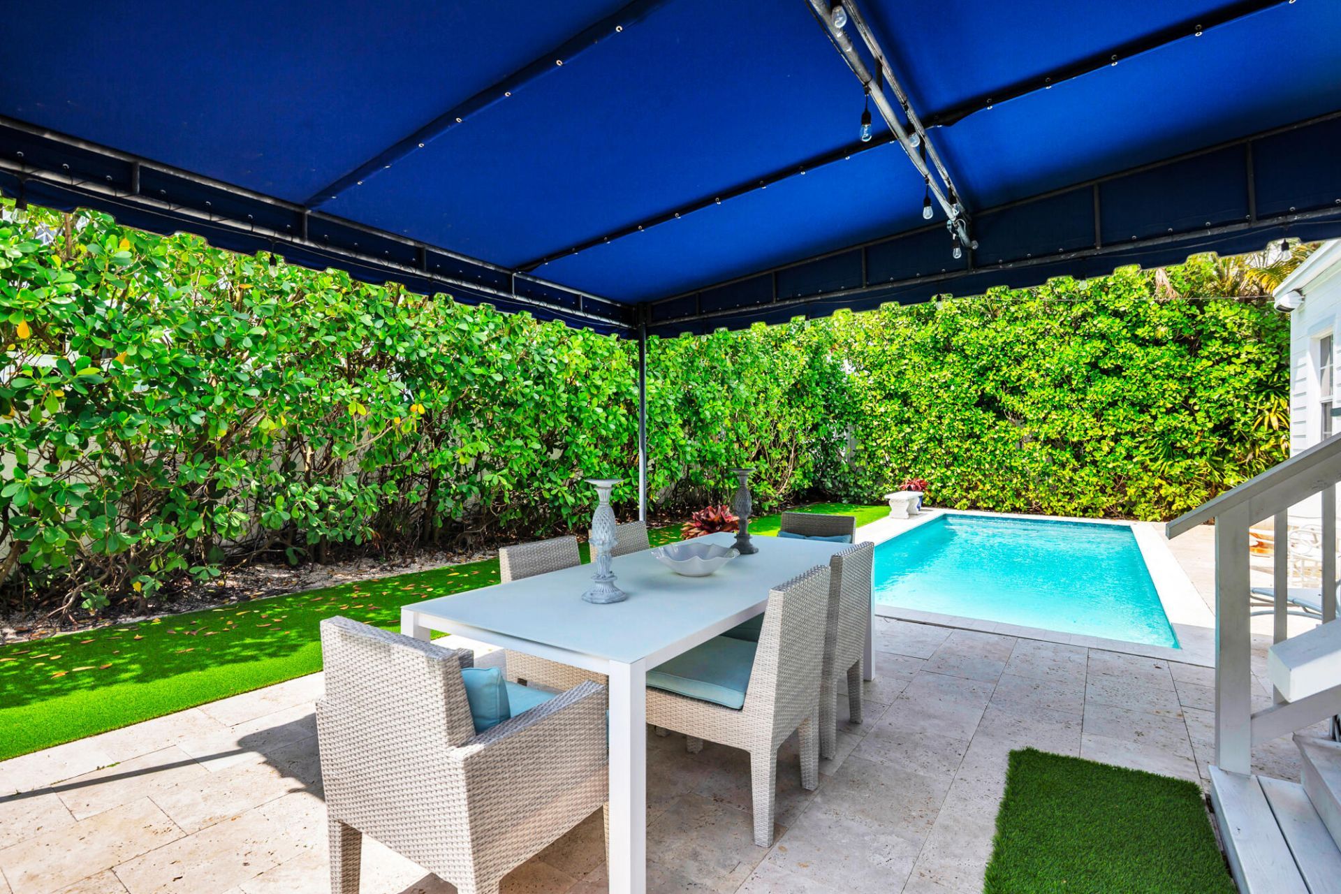 294 Queens Court, West Palm Beach, FL 33401 Photo