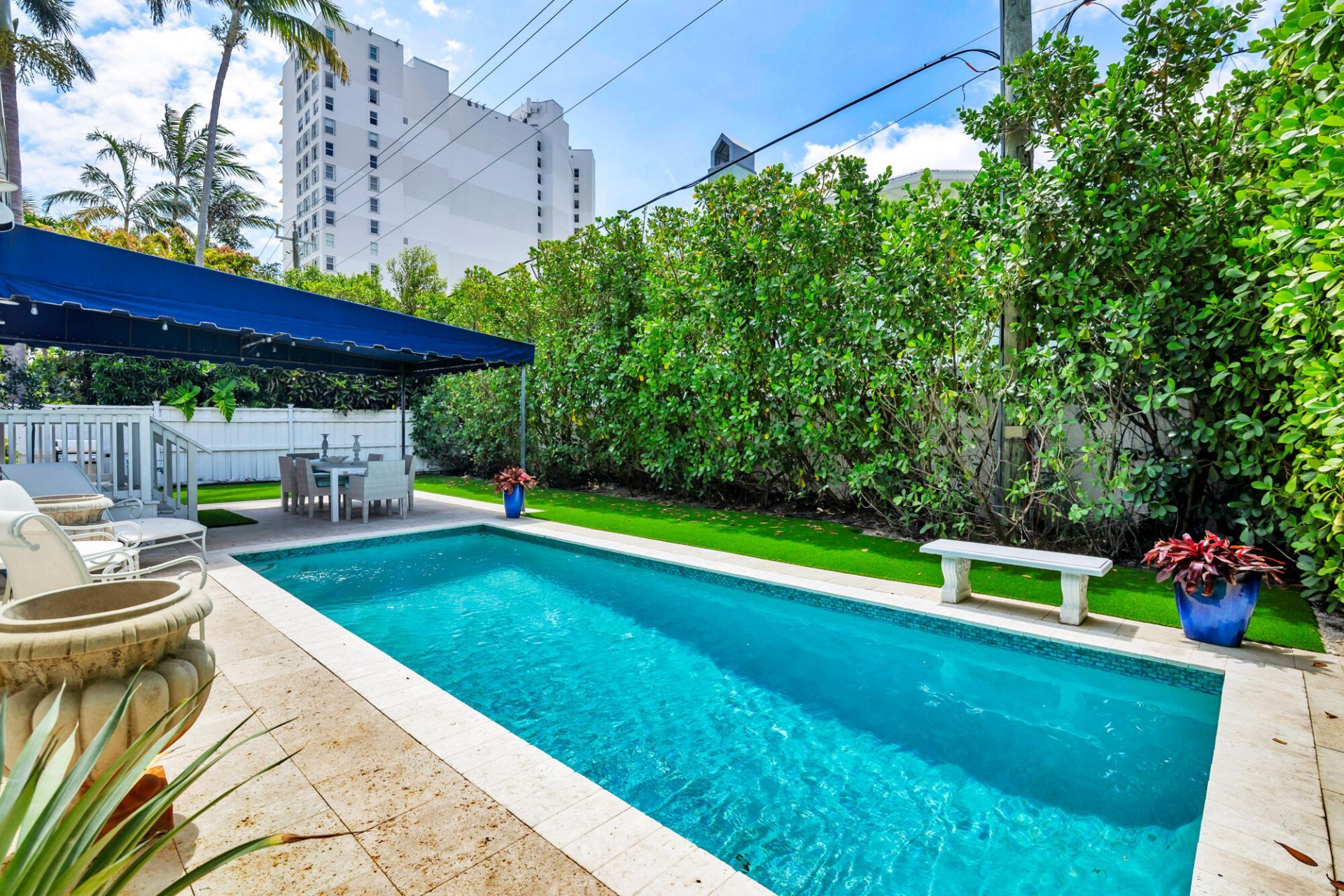 294 Queens Court, West Palm Beach, FL 33401 Photo