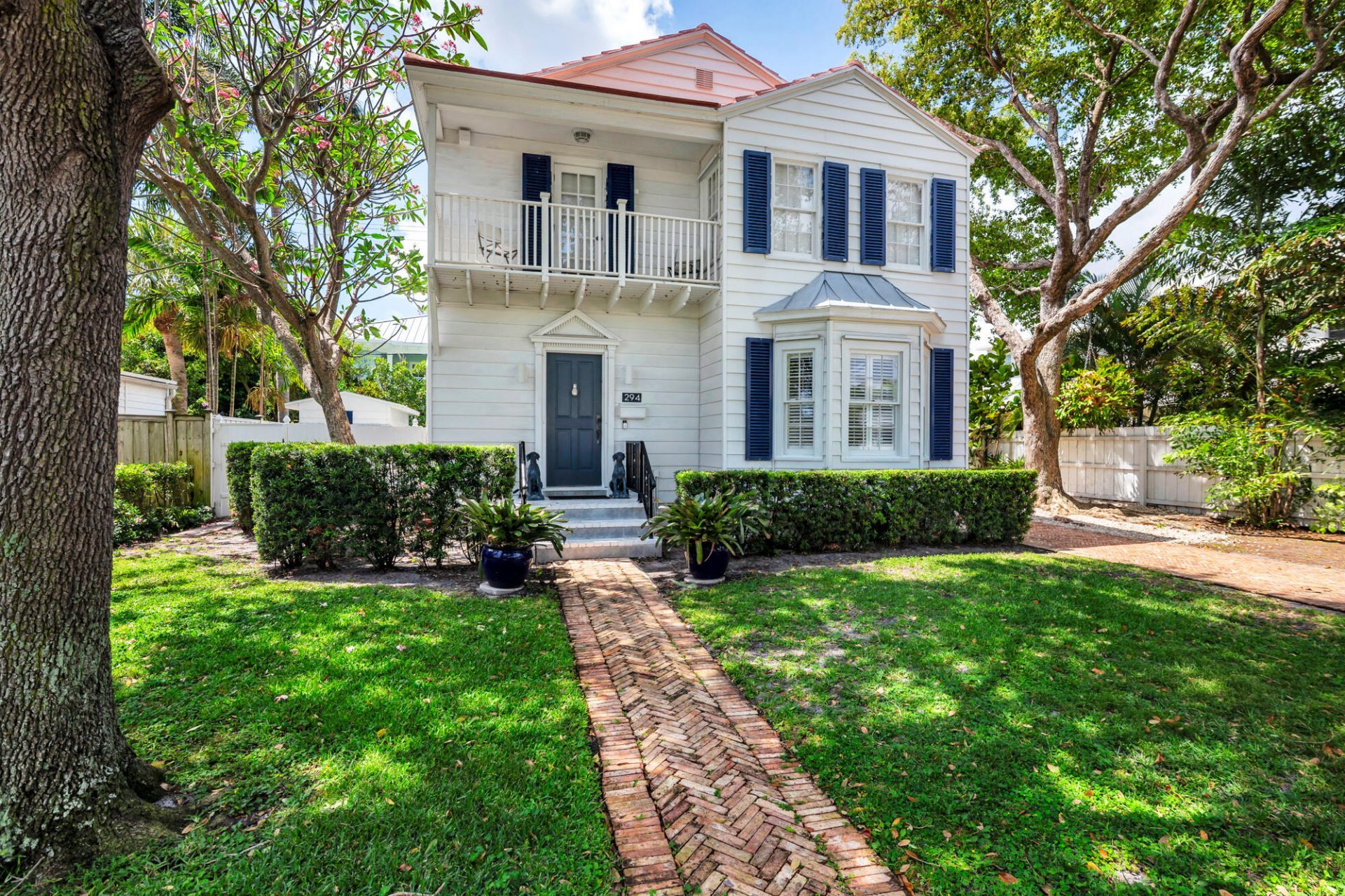 294 Queens Court, West Palm Beach, FL 33401 Photo