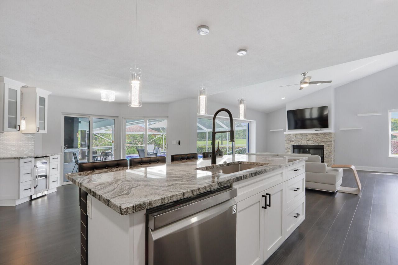 2 Old Fence Road, Palm Beach Gardens, FL 33418 Photo
