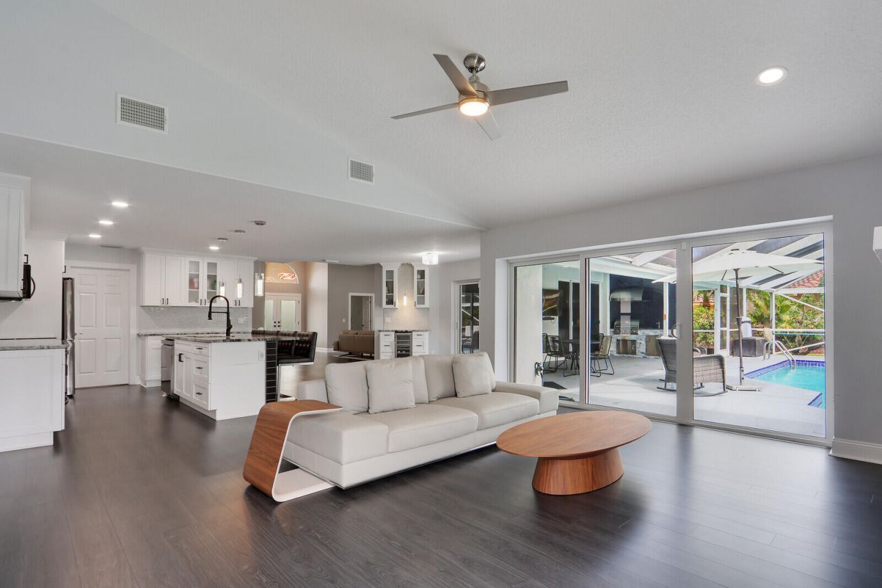 2 Old Fence Road, Palm Beach Gardens, FL 33418 Photo
