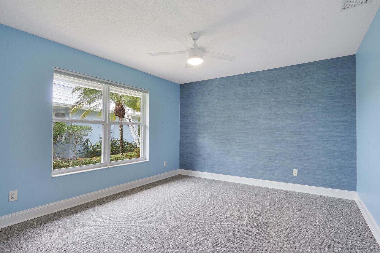 2 Old Fence Road, Palm Beach Gardens, FL 33418 Photo