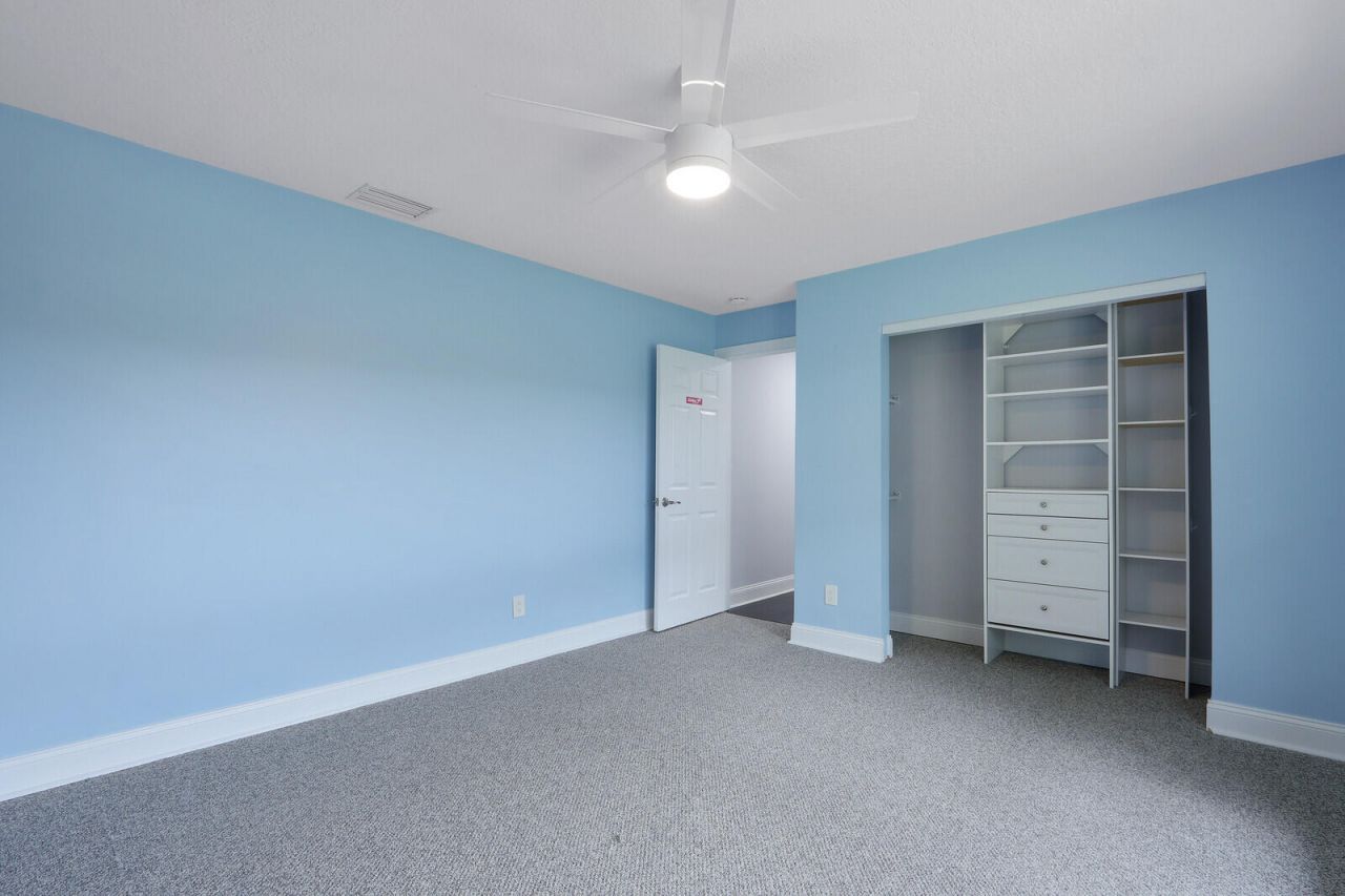2 Old Fence Road, Palm Beach Gardens, FL 33418 Photo