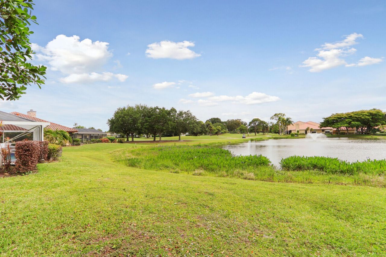 2 Old Fence Road, Palm Beach Gardens, FL 33418 Photo