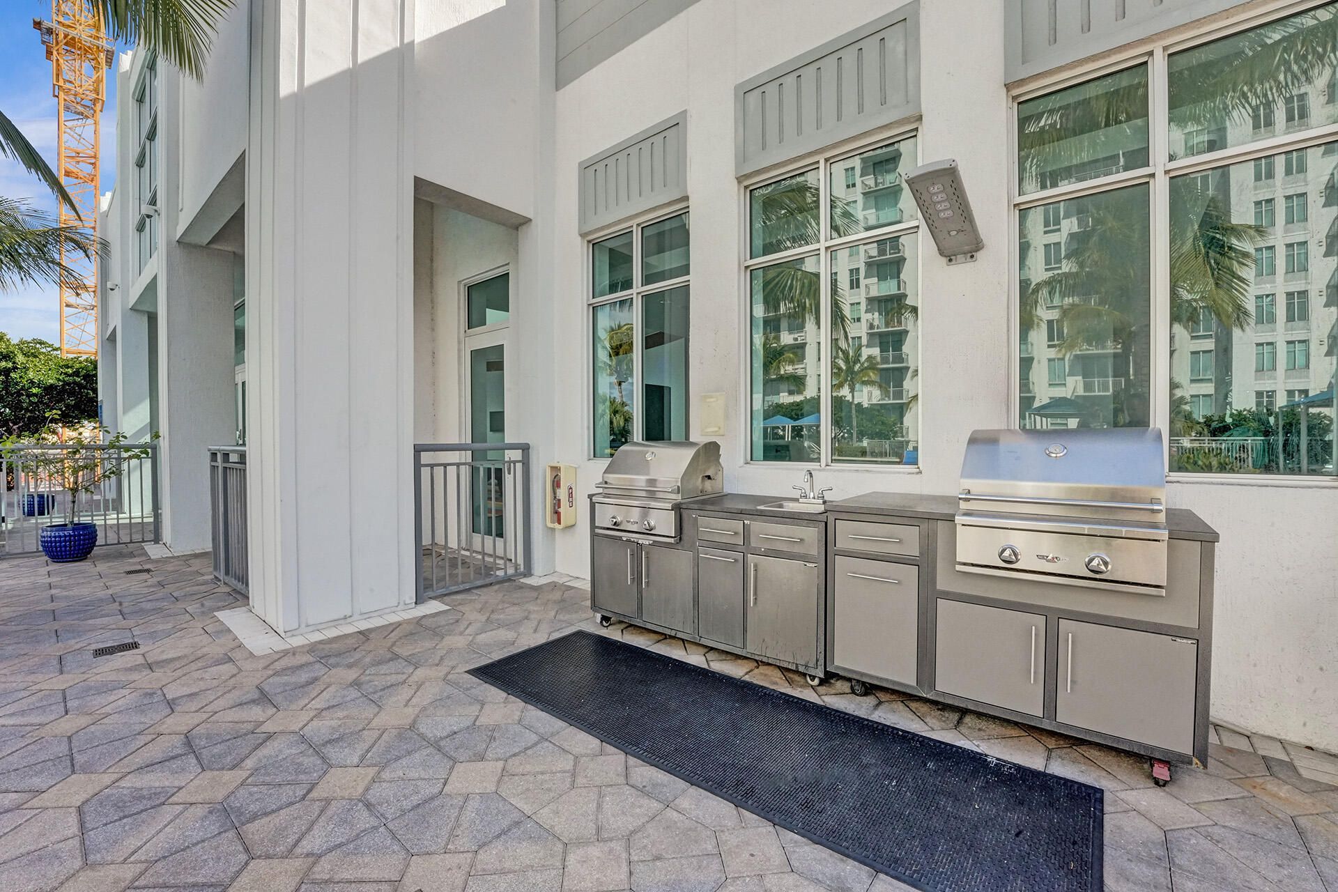 300 S Australian Avenue, West Palm Beach, FL 33401 Photo