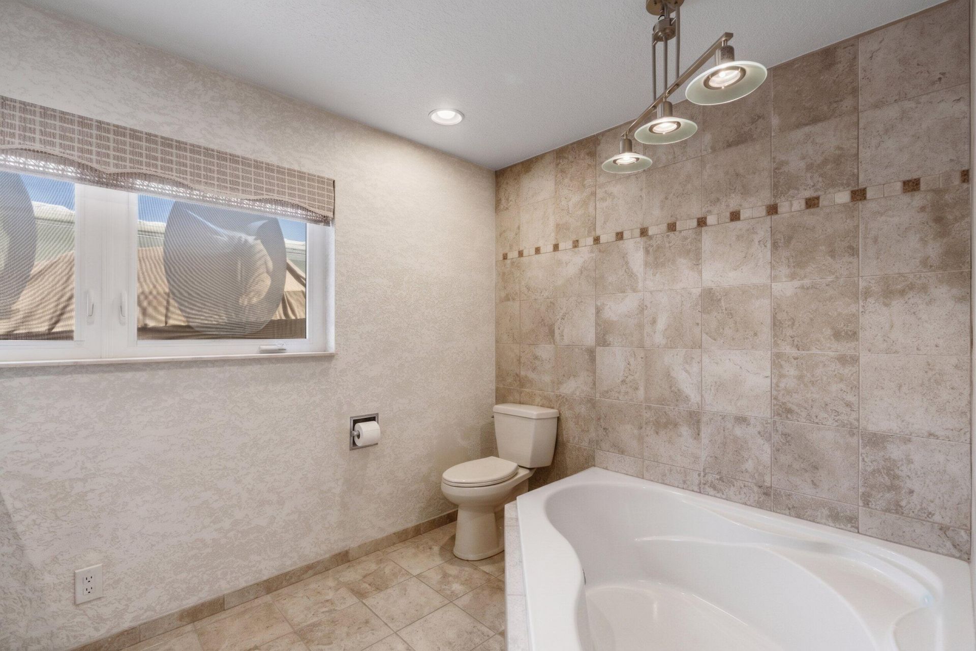 1166 Beach Road, Singer Island, FL 33404 Photo