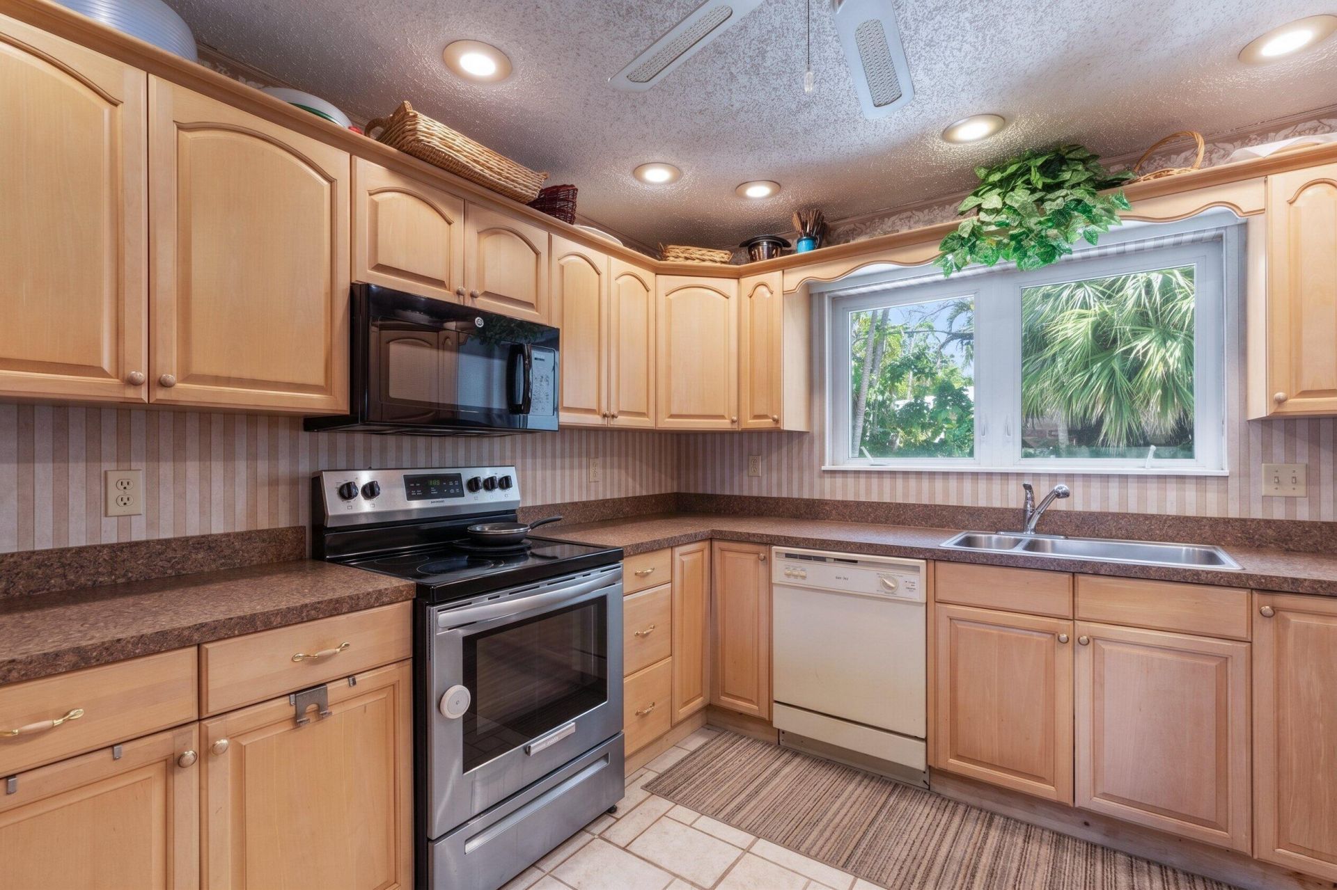 1166 Beach Road, Singer Island, FL 33404 Photo
