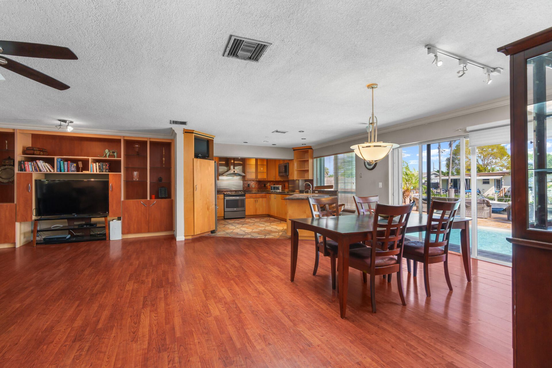 101 SE 14th Street, Pompano Beach, FL 33060 Photo