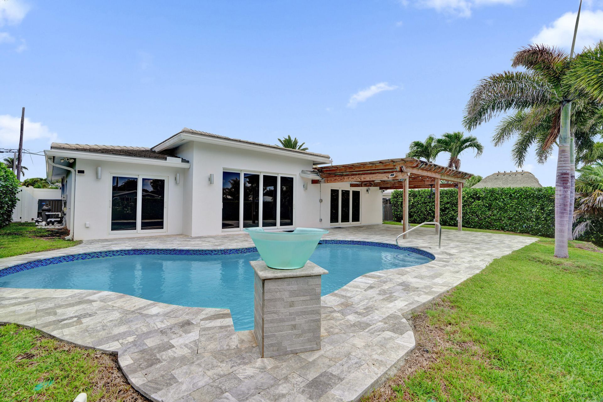320 SE 5th Avenue, Pompano Beach, FL 33060 Photo