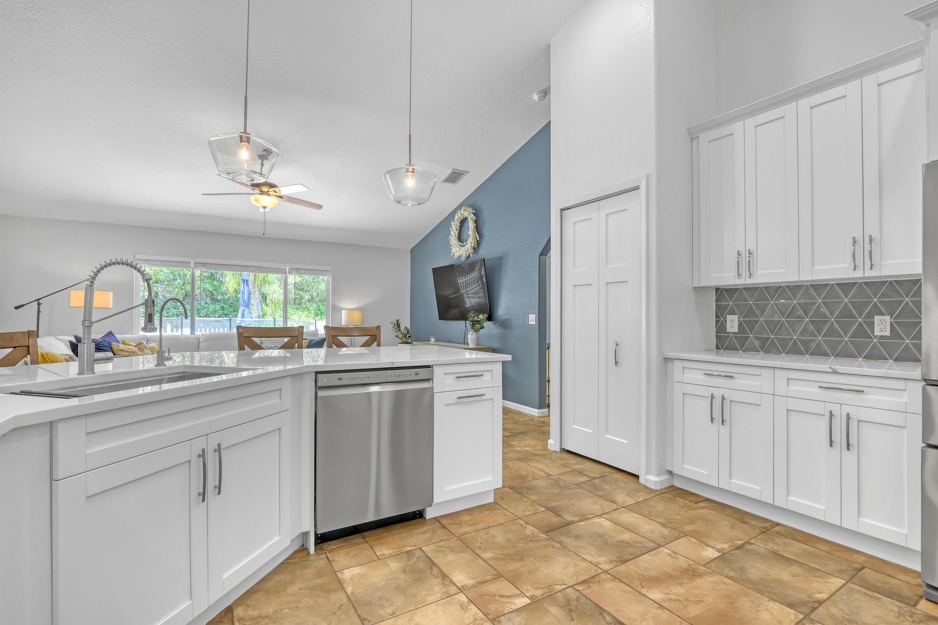 17271 N 88th Rd Road N, The Acreage, FL 33470 Photo