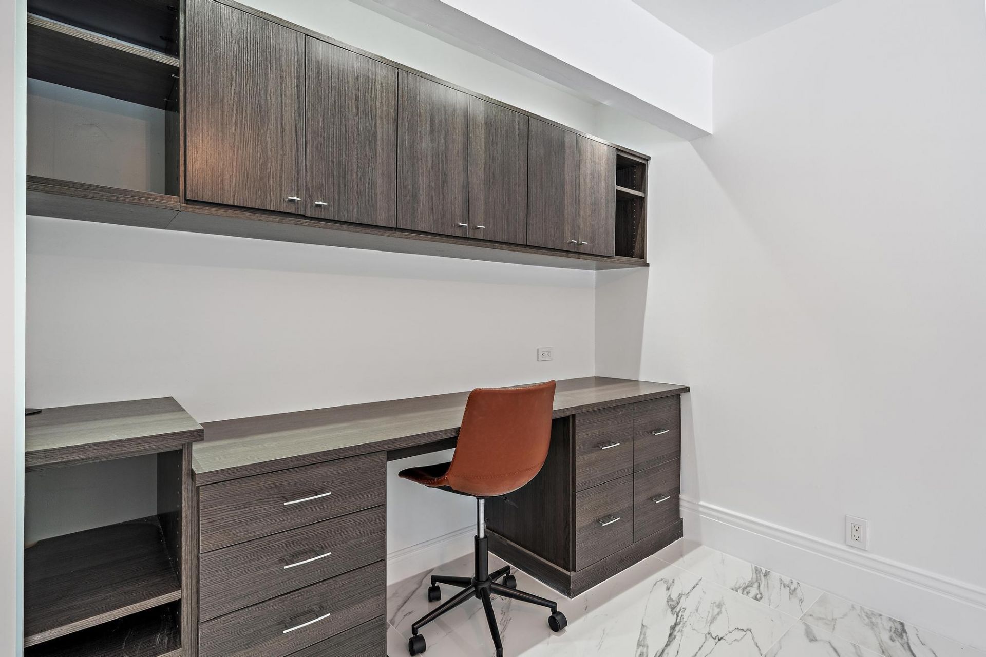 2435 Presidential Way, Unit H, West Palm Beach, FL 33401 Photo