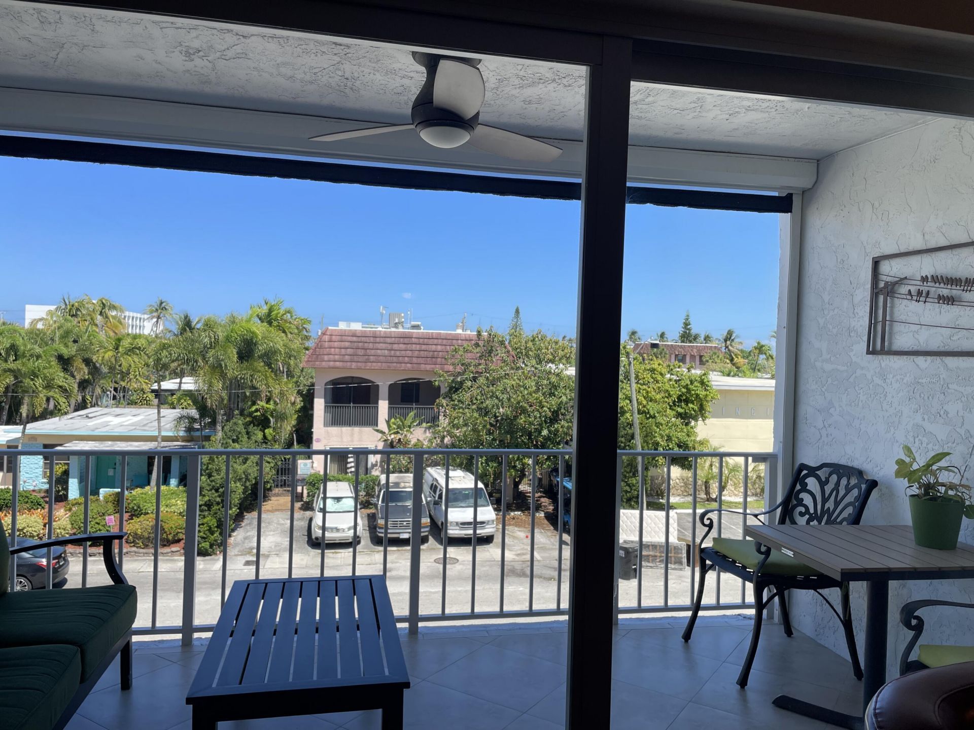 4629 Poinciana Street, Unit 317, Lauderdale by the Sea, FL 33308 Photo