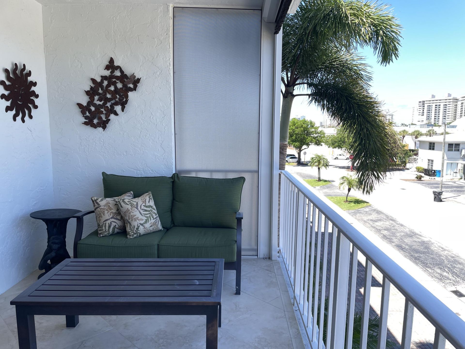 4629 Poinciana Street, Unit 317, Lauderdale by the Sea, FL 33308 Photo