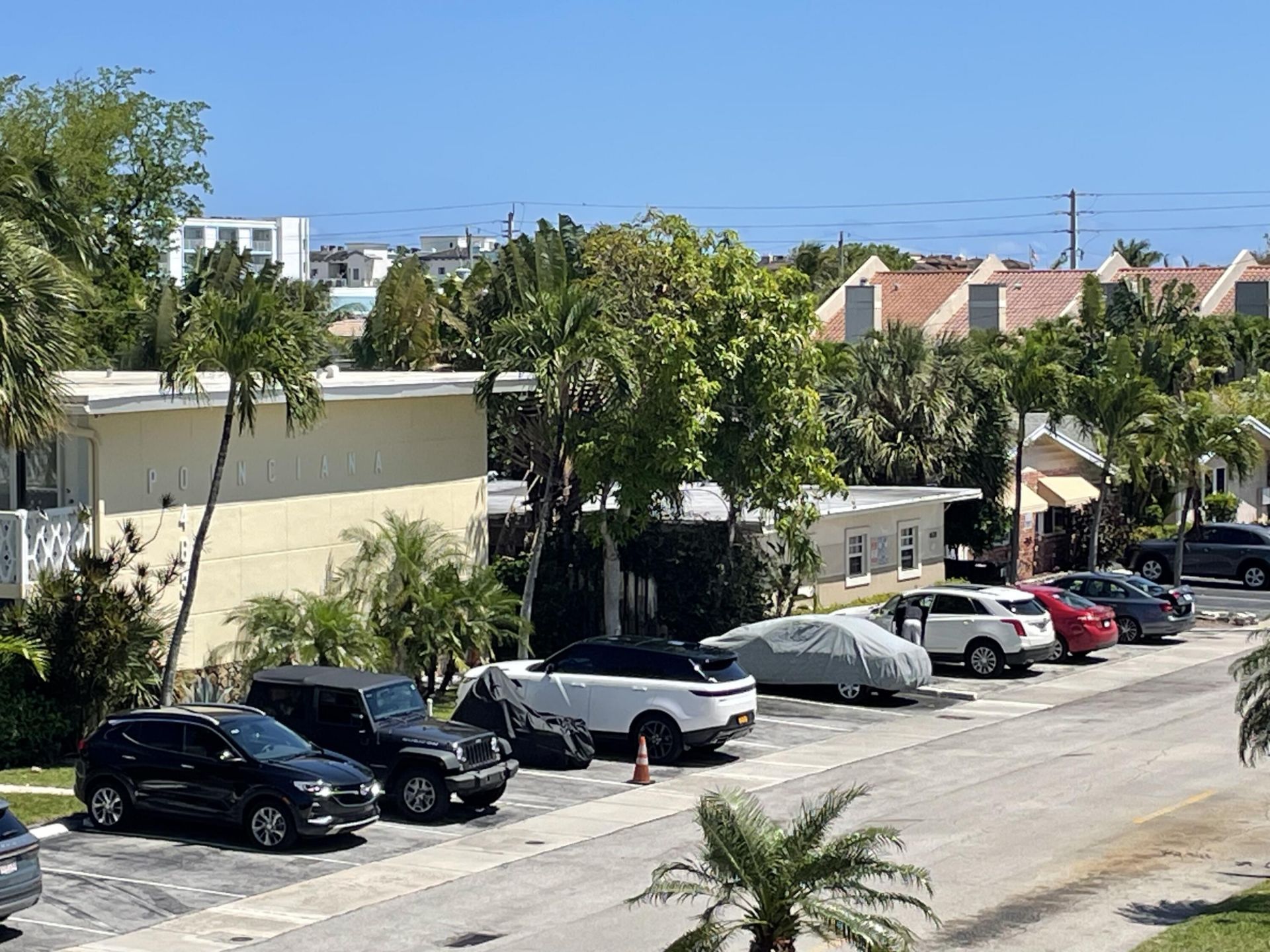 4629 Poinciana Street, Unit 317, Lauderdale by the Sea, FL 33308 Photo