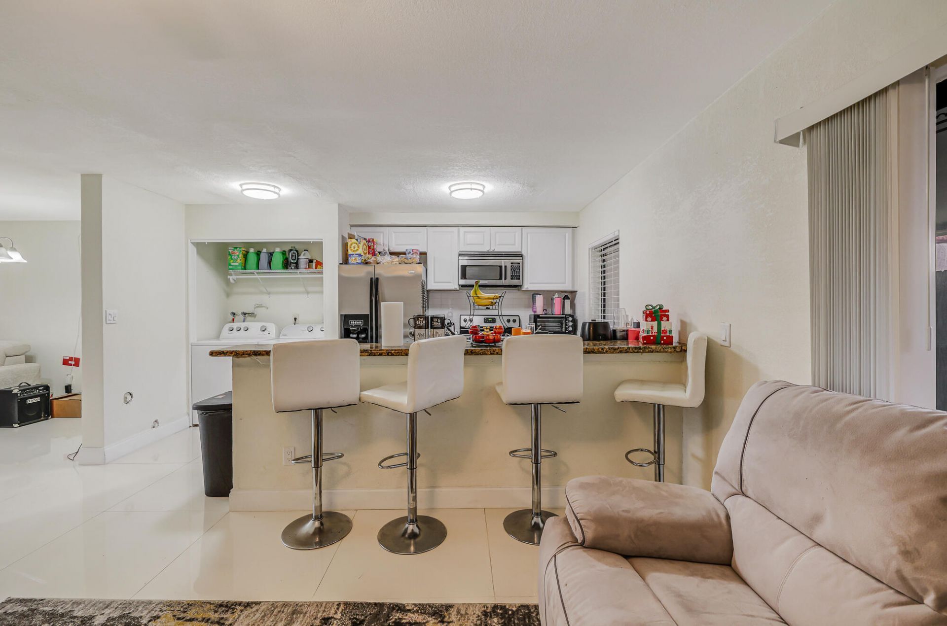 4003 W Woodscape Drive, Unit 2-k, Miramar, FL 33023 Photo