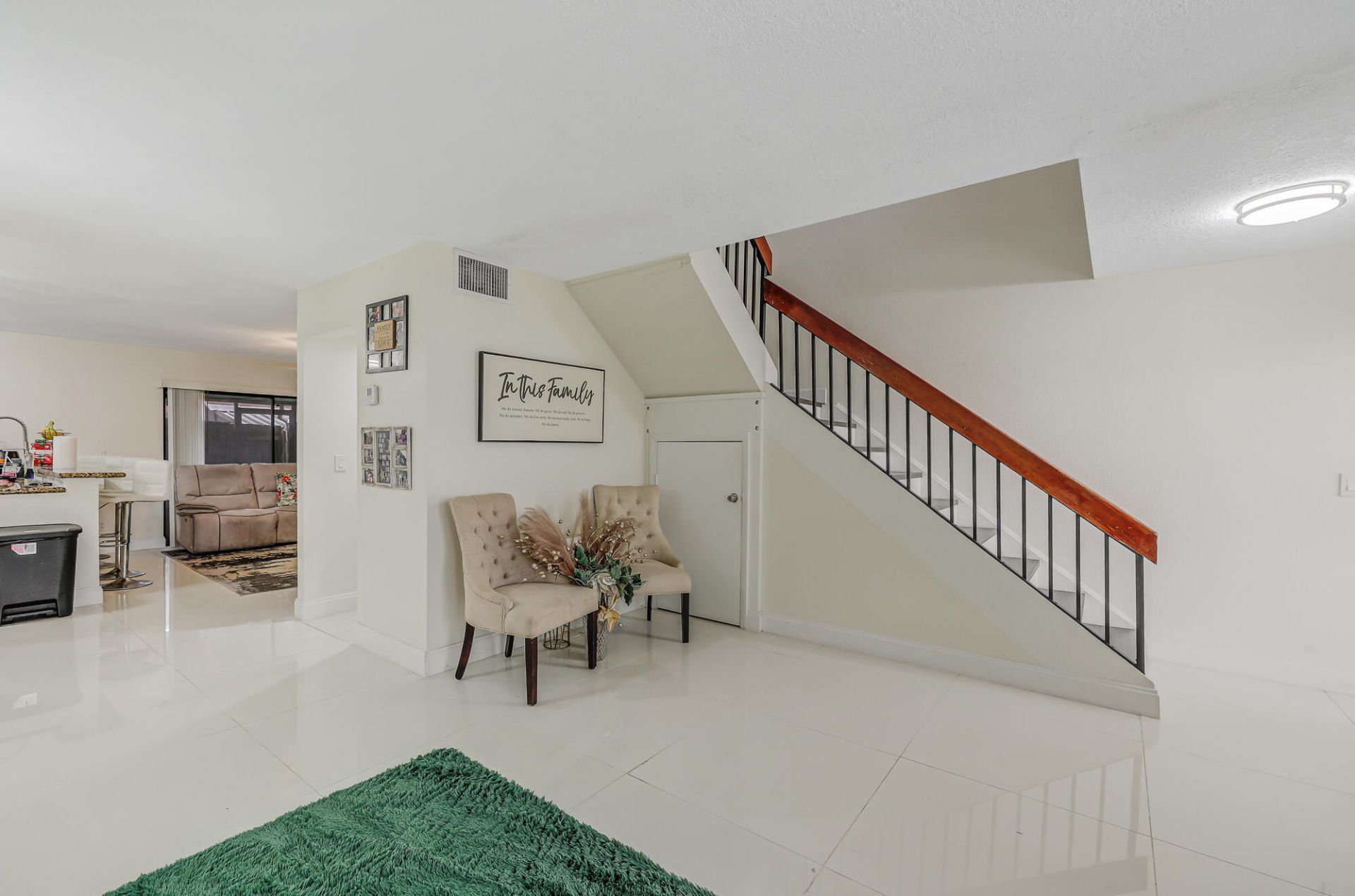 4003 W Woodscape Drive, Unit 2-k, Miramar, FL 33023 Photo