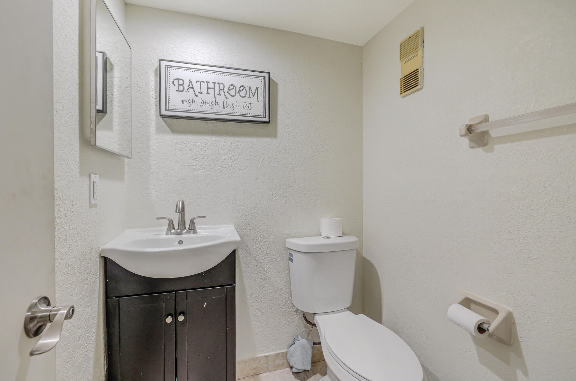 4003 W Woodscape Drive, Unit 2-k, Miramar, FL 33023 Photo