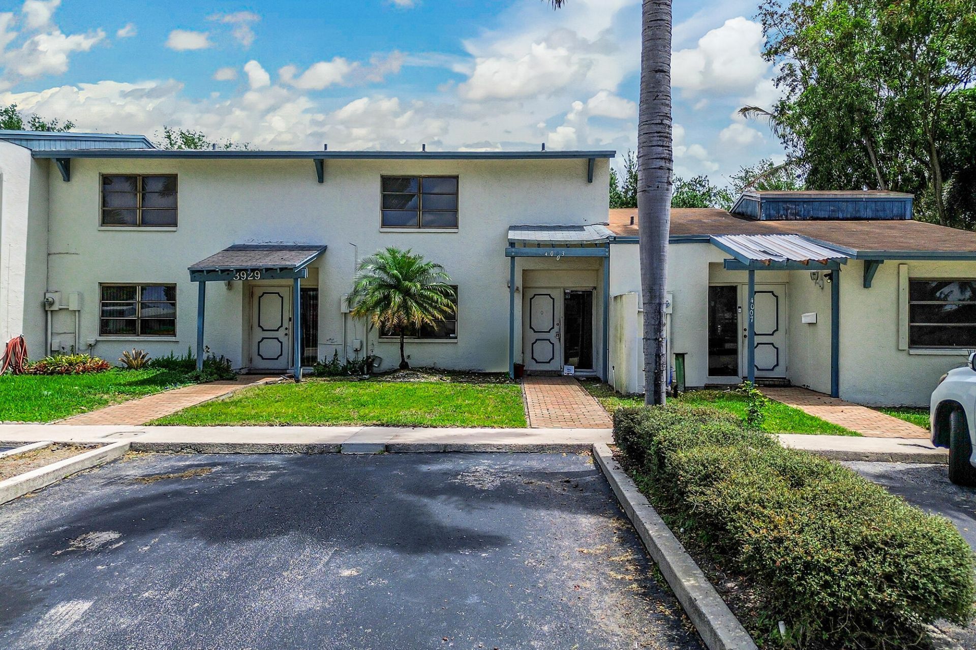 4003 W Woodscape Drive, Unit 2-k, Miramar, FL 33023 Photo