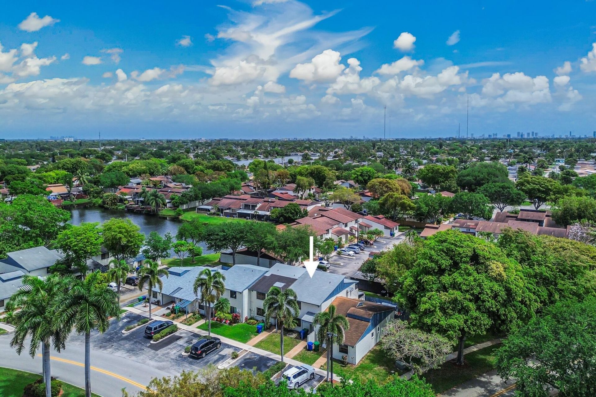 4003 W Woodscape Drive, Unit 2-k, Miramar, FL 33023 Photo