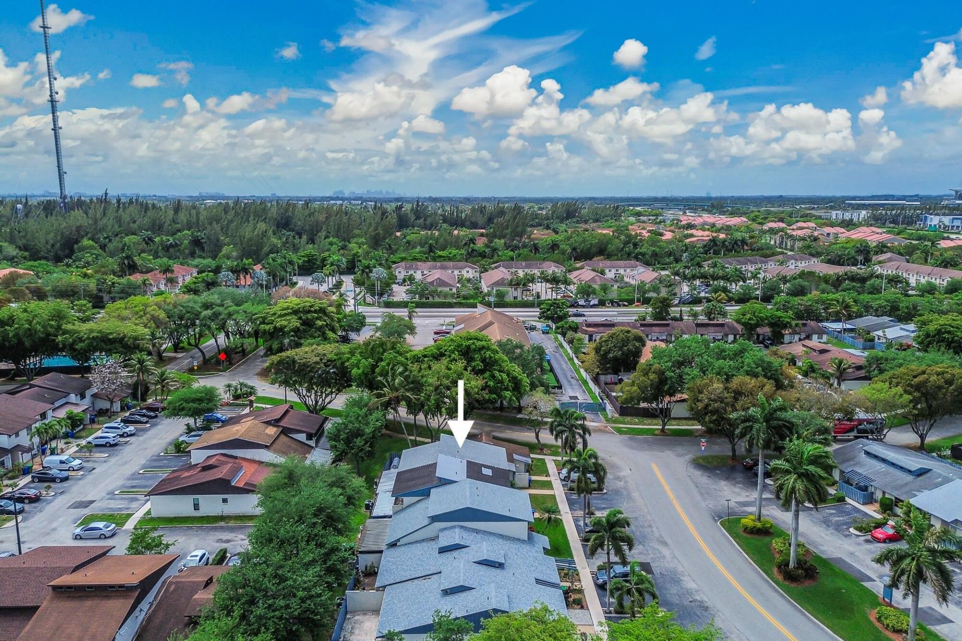 4003 W Woodscape Drive, Unit 2-k, Miramar, FL 33023 Photo
