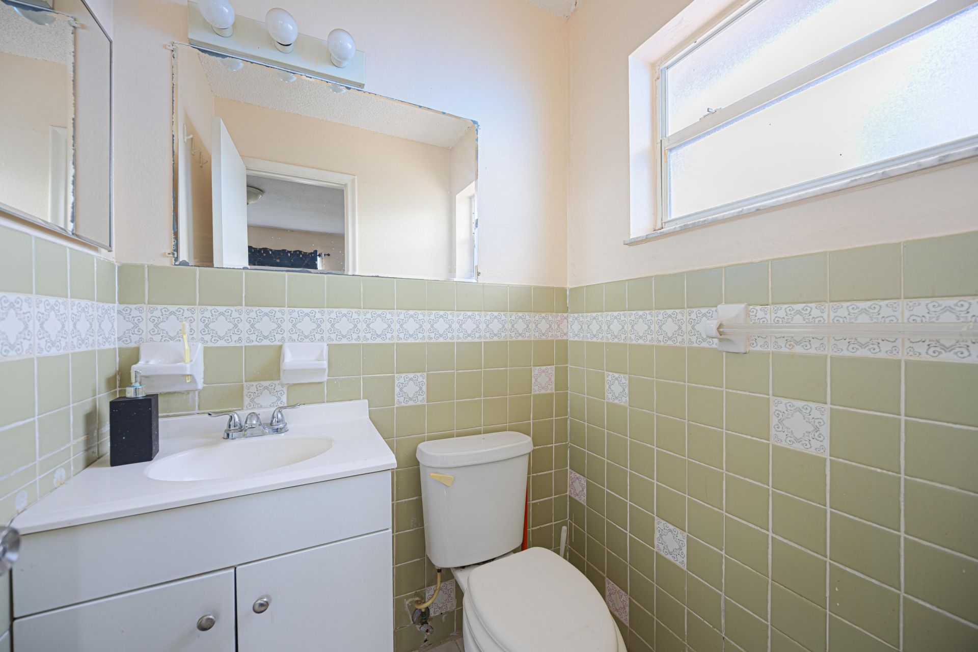 1125 NW 27th Avenue, Fort Lauderdale, FL 33311 Photo