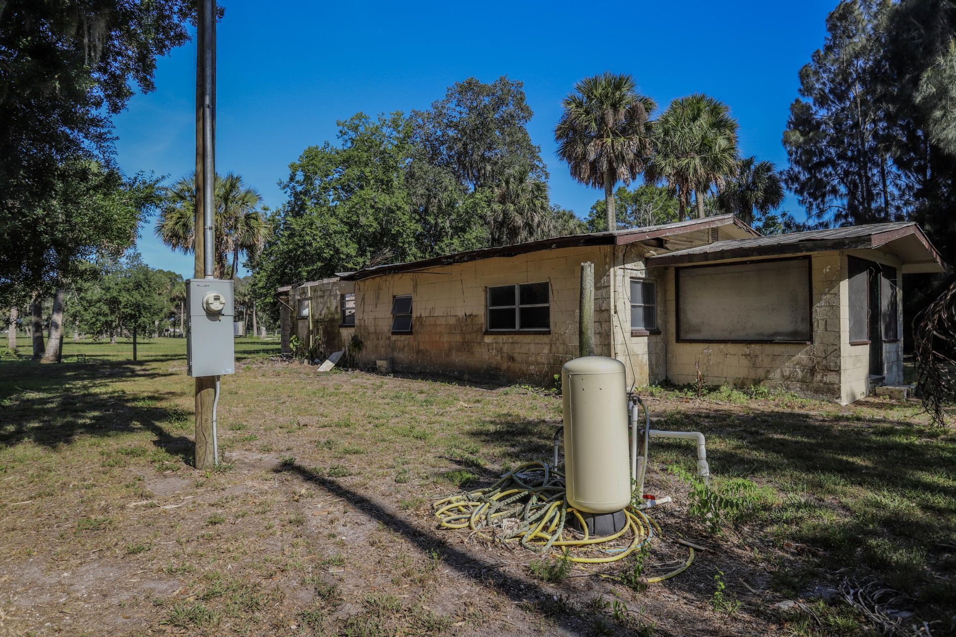 1100 Red Barn Rd N W, Moore Haven, FL 33471 Photo