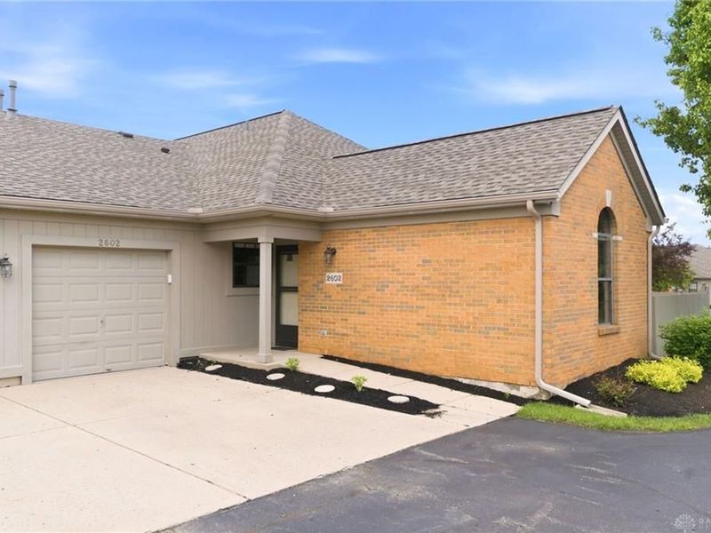 2602 Allister Circle, Miami Township, OH 45342 Photo 3