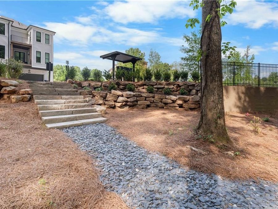 Property Image 79