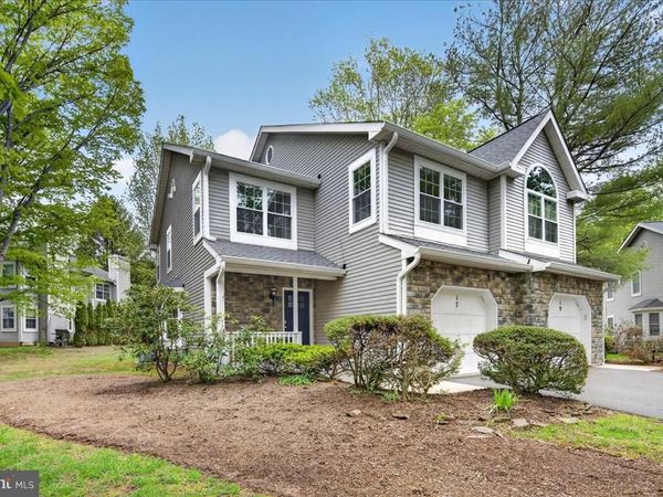 17 STONERISE DRIVE, LAWRENCEVILLE, NJ 08648