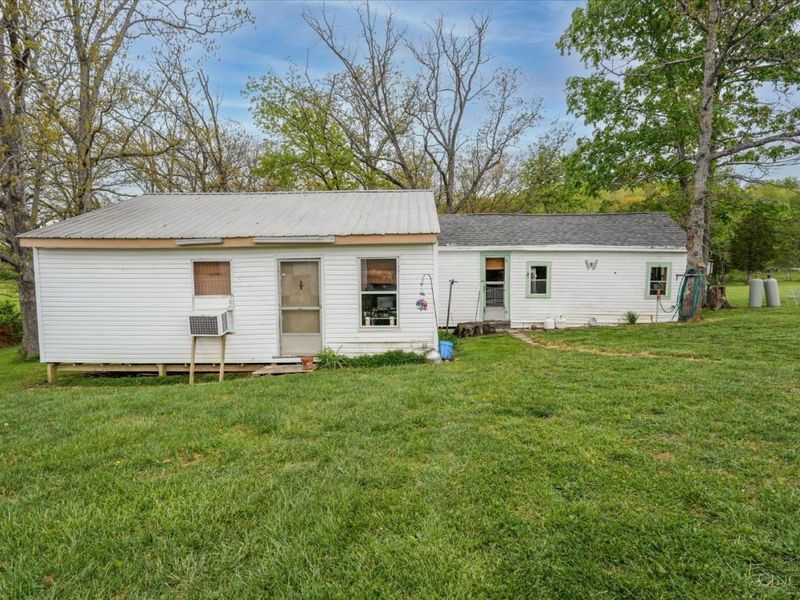 1717 Zion Lane, Hillsboro, OH 45133 Photo 3