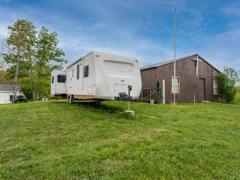 1717 Zion Lane, Hillsboro, OH 45133 Photo 4