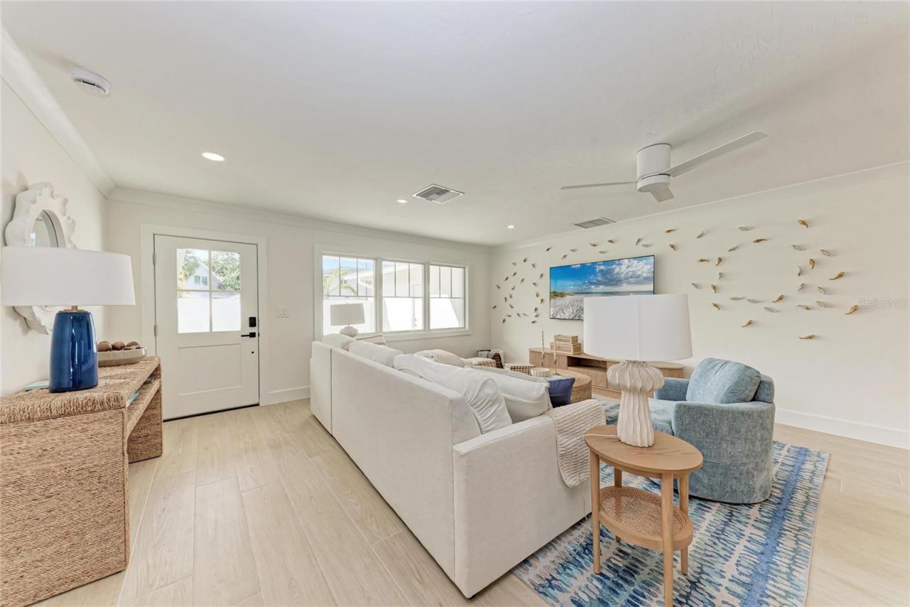 431 Island Circle, Sarasota, FL 34242 Photo
