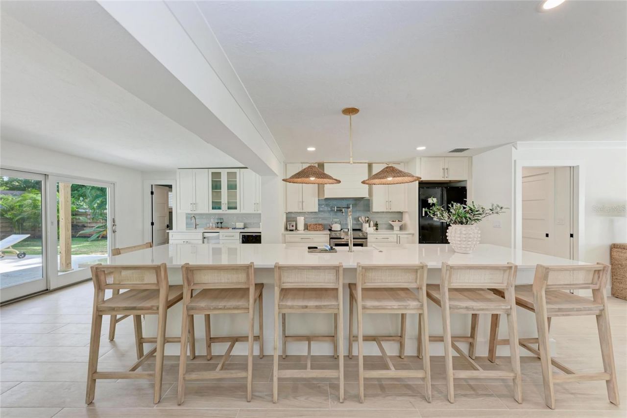 431 Island Circle, Sarasota, FL 34242 Photo