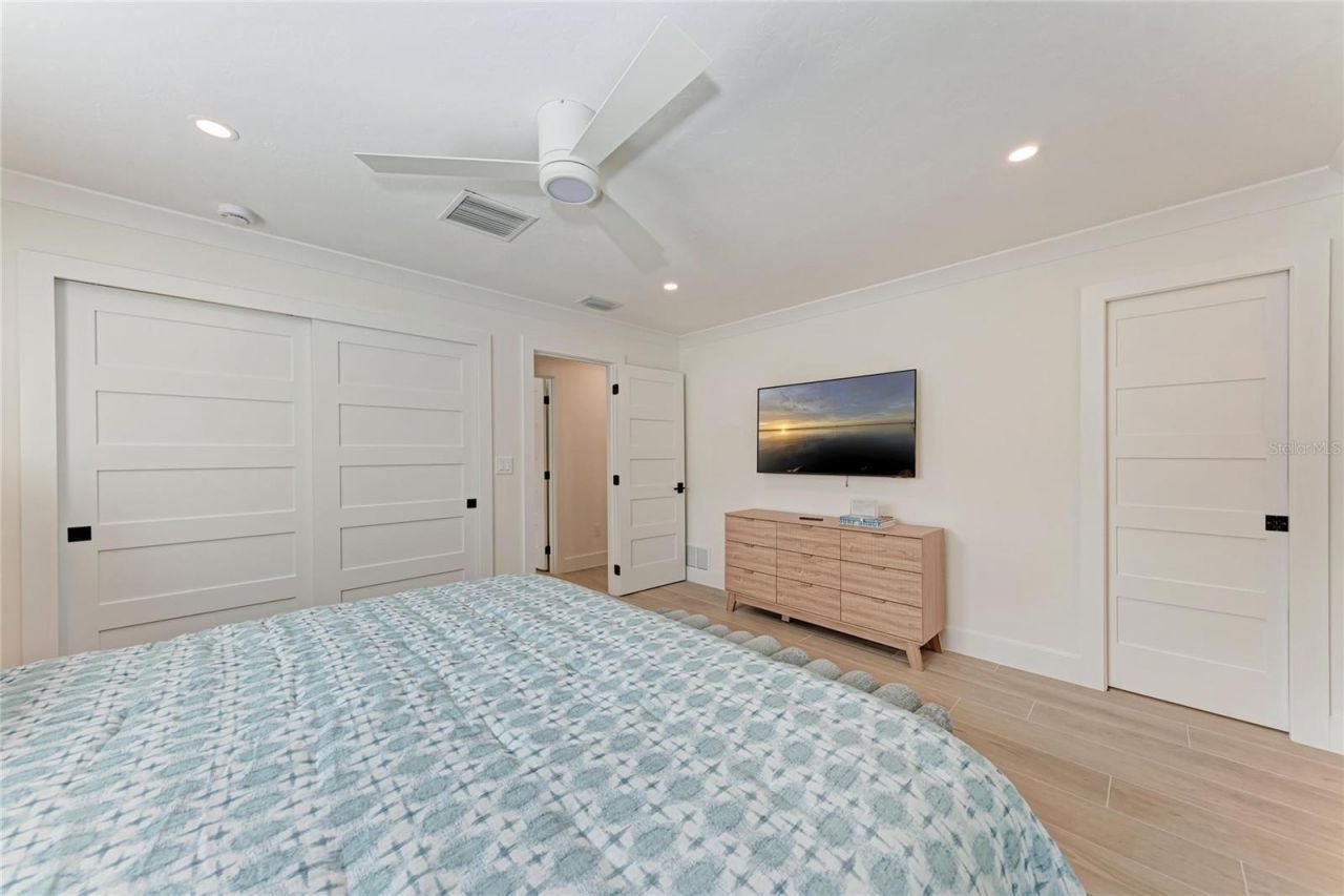 431 Island Circle, Sarasota, FL 34242 Photo