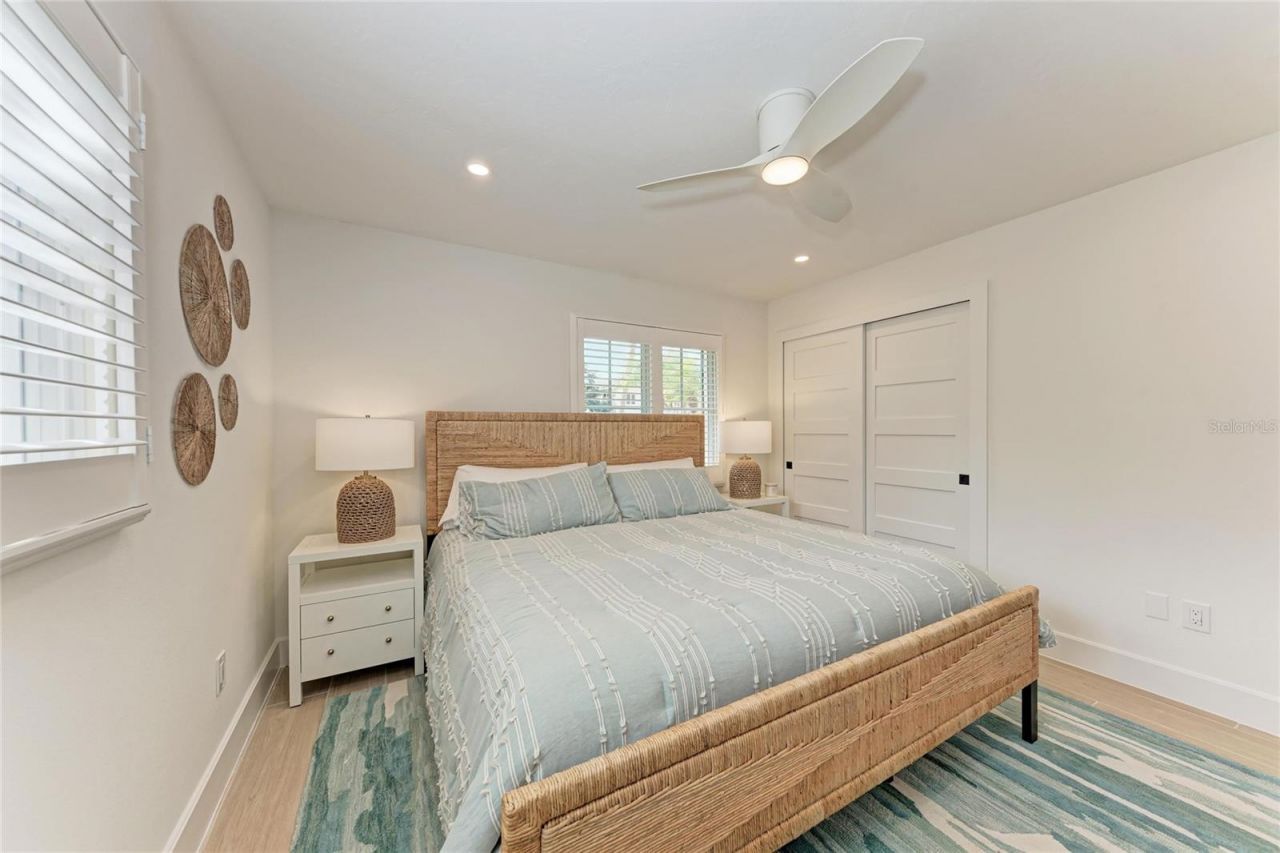 431 Island Circle, Sarasota, FL 34242 Photo